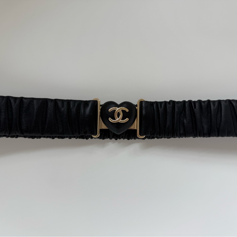 CHANEL CC logo heart Black and Gold Elastic Belt size S 85cm - Picture 1 of 4